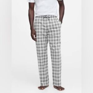 Banana Republic Men's Gray Plaid Flannel Pajama Pants